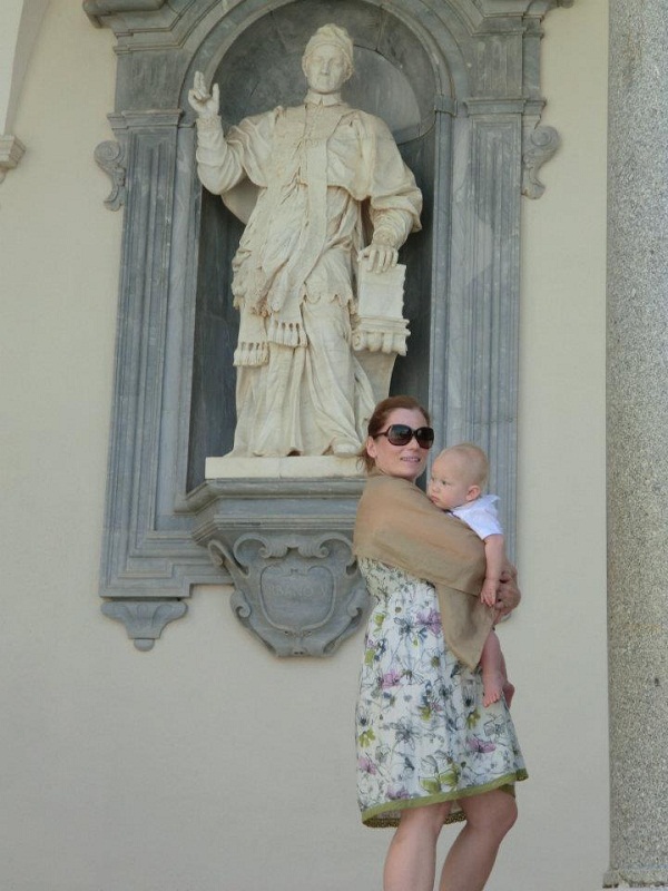 552708_438886972799404_1401860478_nsmall